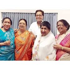 asha bhosle family